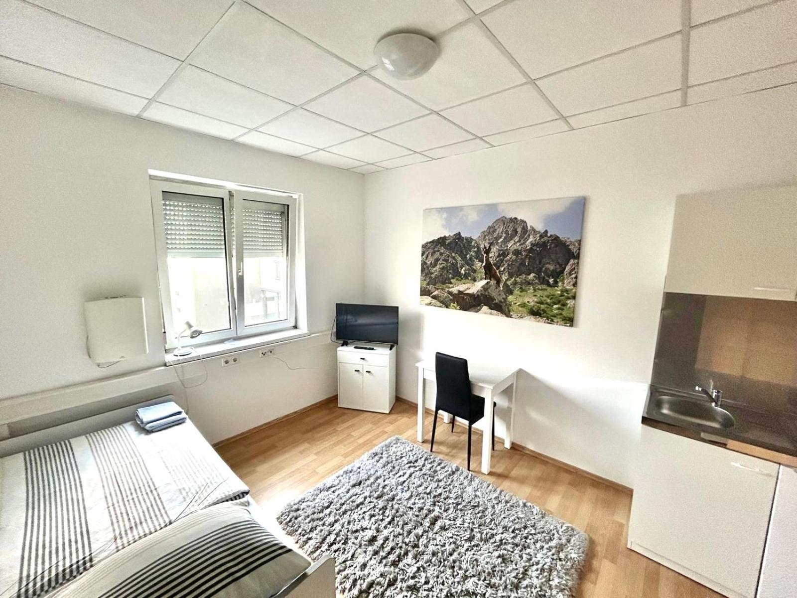 Montagehotel Living@Линц Екстериор снимка