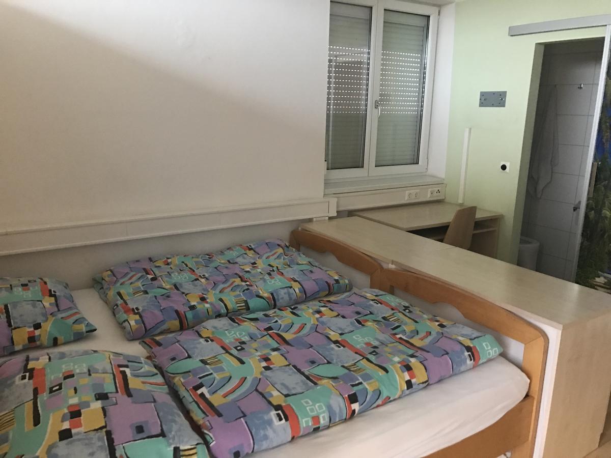 Montagehotel Living@Линц Екстериор снимка